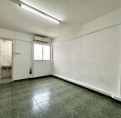 Hougang Avenue 1 (D19), Shop House #581727701
